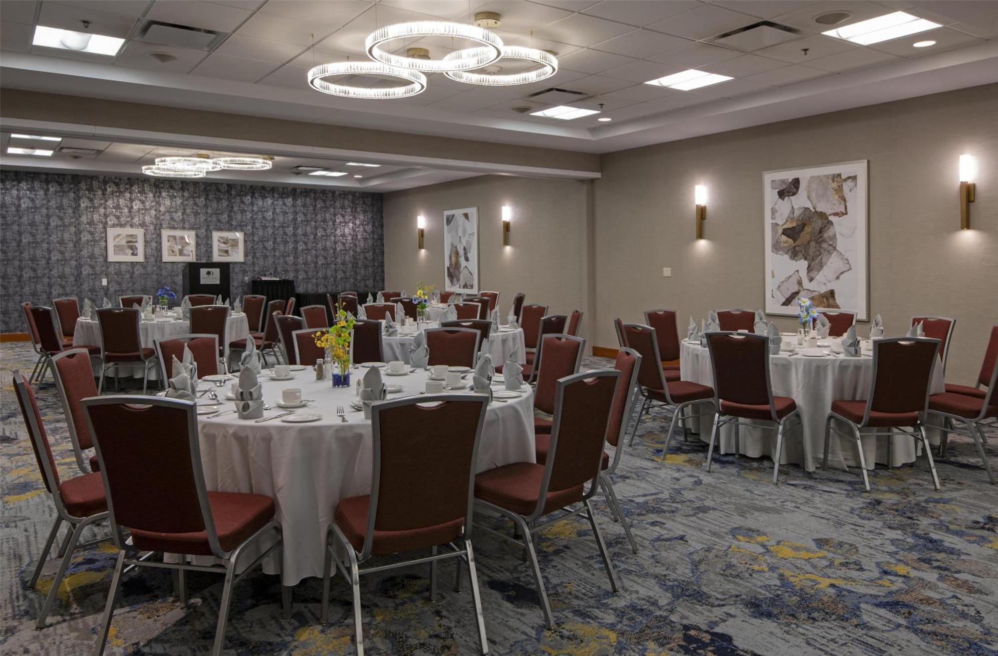 Doubletree By Hilton West 4* Edmonton