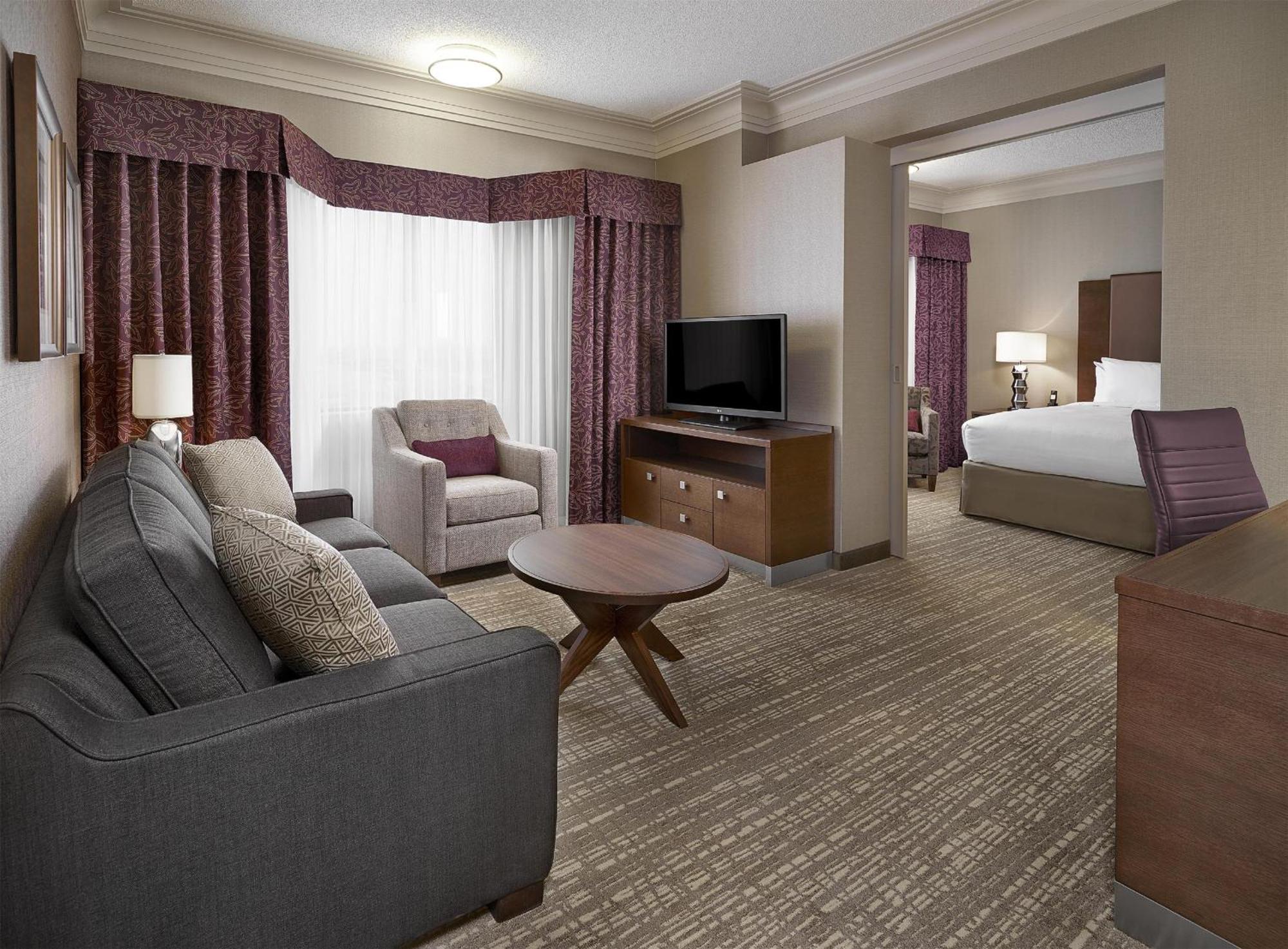 Doubletree By Hilton West 4*