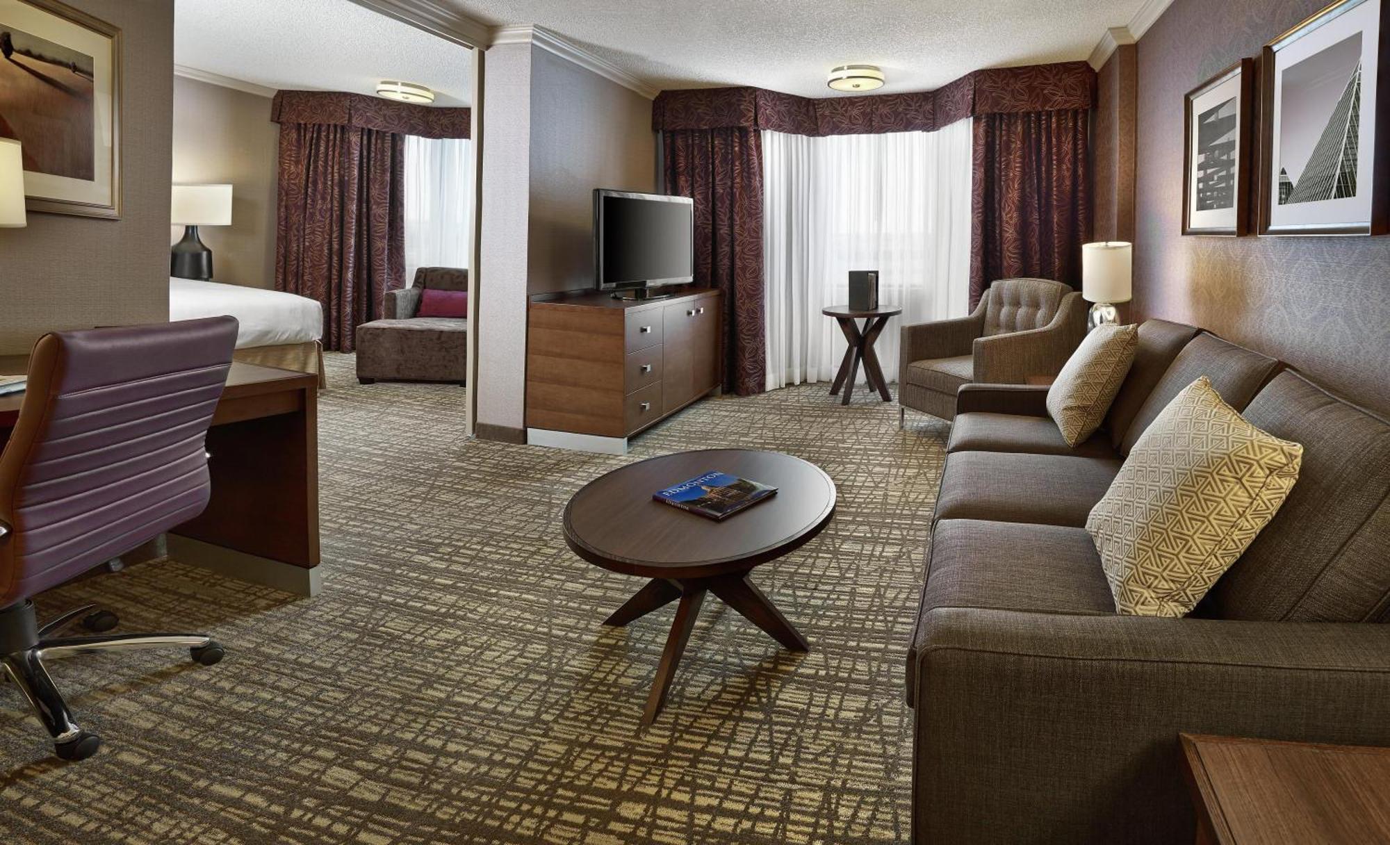 Hotel Doubletree By Hilton West